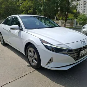 Hyundai Elantra 2021