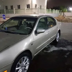 Nissan Maxima 2000