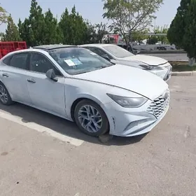 Hyundai Sonata 2020