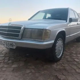 Mercedes-Benz 190E 1987