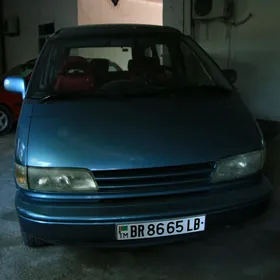 Toyota Previa 1991