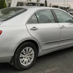 Toyota Camry 2010