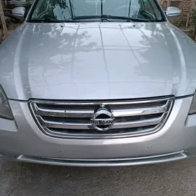 Nissan Altima 2004