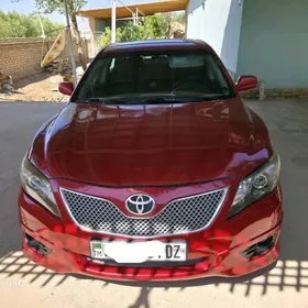 Toyota Camry 2011