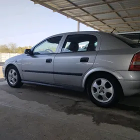 Opel Astra 2000