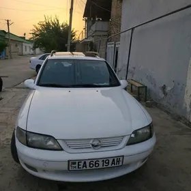 Opel Vectra 1998
