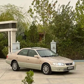 Toyota Camry 2001