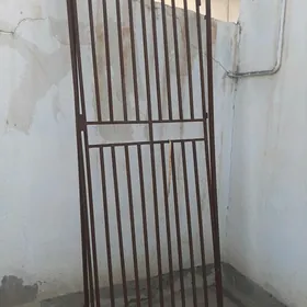 DEMİR REŞOSTKA GAPY