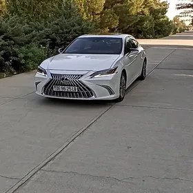Lexus ES 350 2023