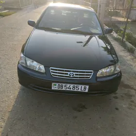 Toyota Camry 1998