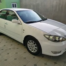 Toyota Camry 2004