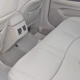 Toyota Avalon 2012