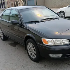 Toyota Camry 1999