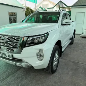 Nissan Navara 2024