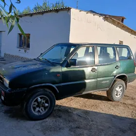 Nissan Terrano 1997