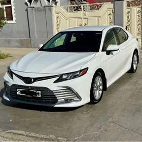 Toyota Camry 2022
