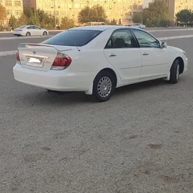 Toyota Camry 2004