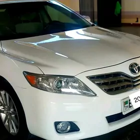Toyota Camry 2011