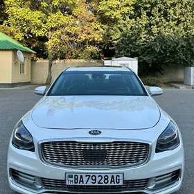Kia K900 2019