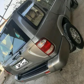 Nissan Pathfinder 1999