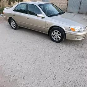 Toyota Camry 1998