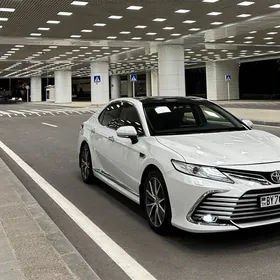 Toyota Camry 2022