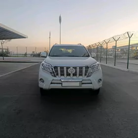 Toyota Land Cruiser Prado 2013