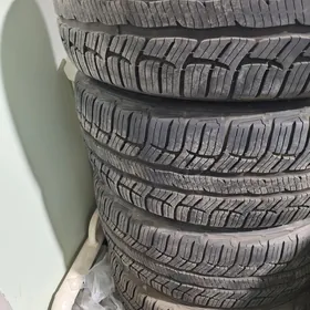 BFGoodrich 255 50 20