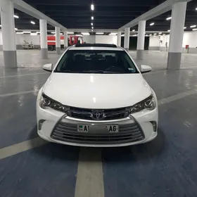 Toyota Camry 2016