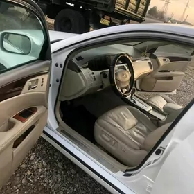 Toyota Avalon 2010