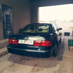 Toyota Avalon 1999