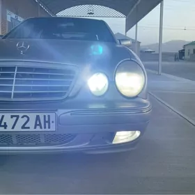 Mercedes-Benz E430 2000
