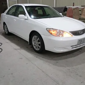 Toyota Camry 2004