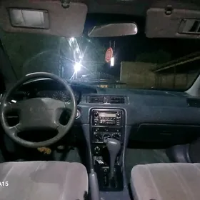 Toyota Camry 2000