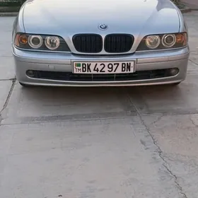 BMW E39 2000