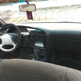 Toyota Camry 1992