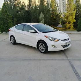 Hyundai Elantra 2011