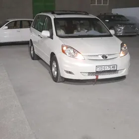Toyota Sienna 2006