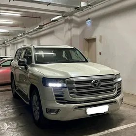 Toyota Land Cruiser 2023