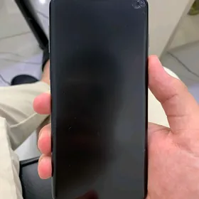 Samsung S10