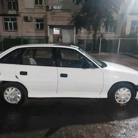 Opel Astra 1992
