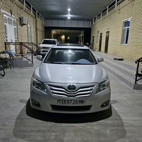 Toyota Camry 2011