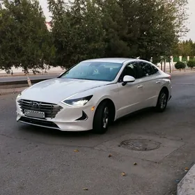 Hyundai Sonata 2021