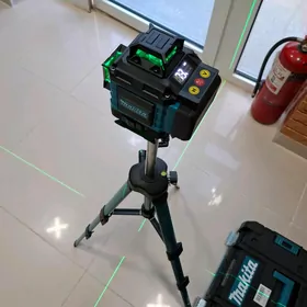 Lazerny urowen Makita лазерный