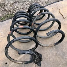 Пружина Авалон 2005-2012