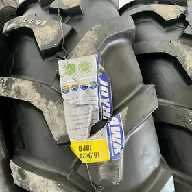 Traktor 16.9/R24 15.5/R38