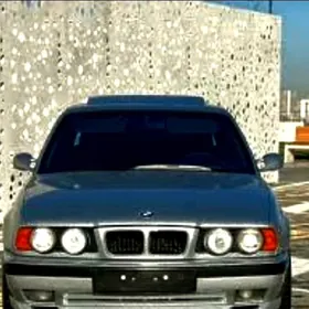 BMW 525 1990