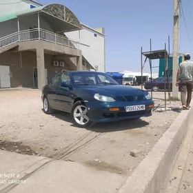 Daewoo Leganza 1998