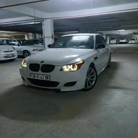 BMW E60 2003