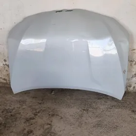 camry kapot